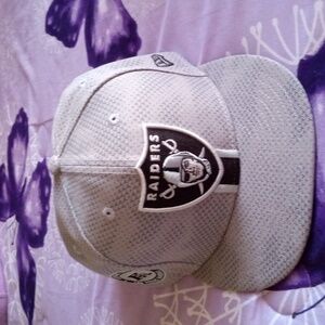 Raiders hat